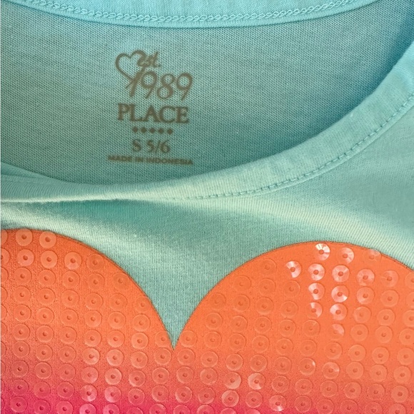 Super Cute Little Girl Blue Heart T-Shirt Size 5/6 - Picture 2 of 3